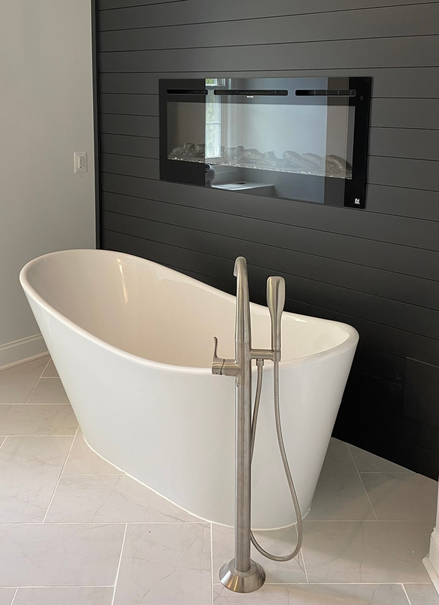 virignia-bathroom-remodel-fireplace-shiplap-tub-luxury-highend